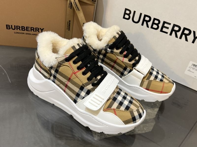 Burberry Low Shoes